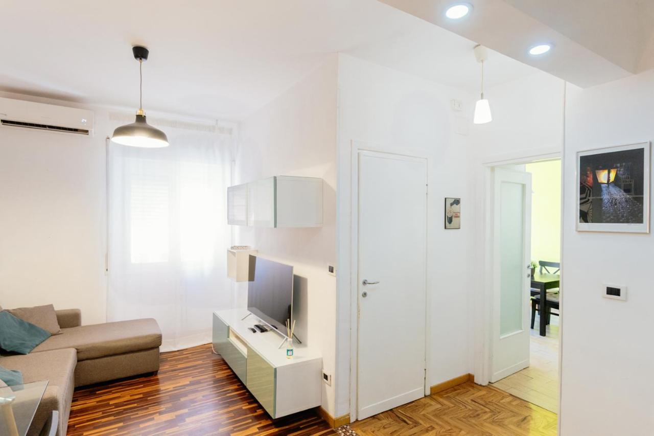 Casa Kalimera Moderna Attrezzata E Vicino Metro Roma